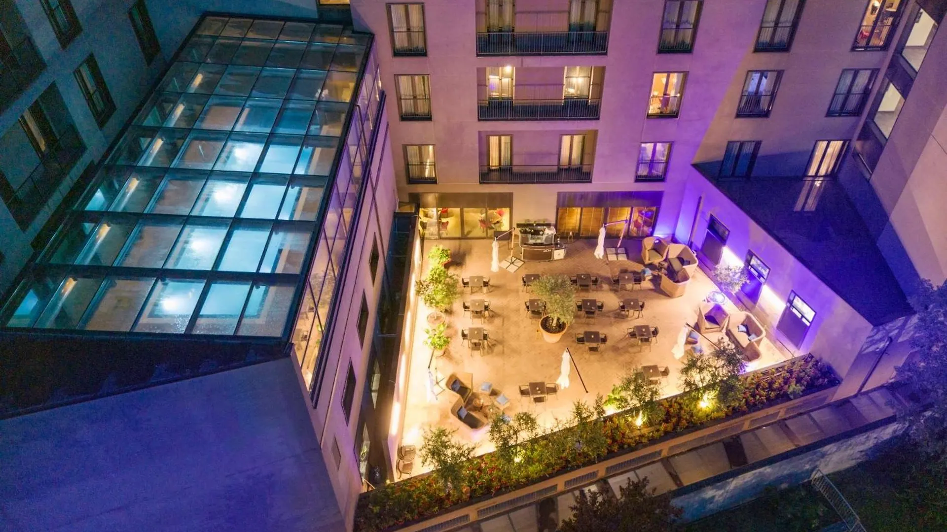 ****  Radisson Blu Hotel Милан Италия